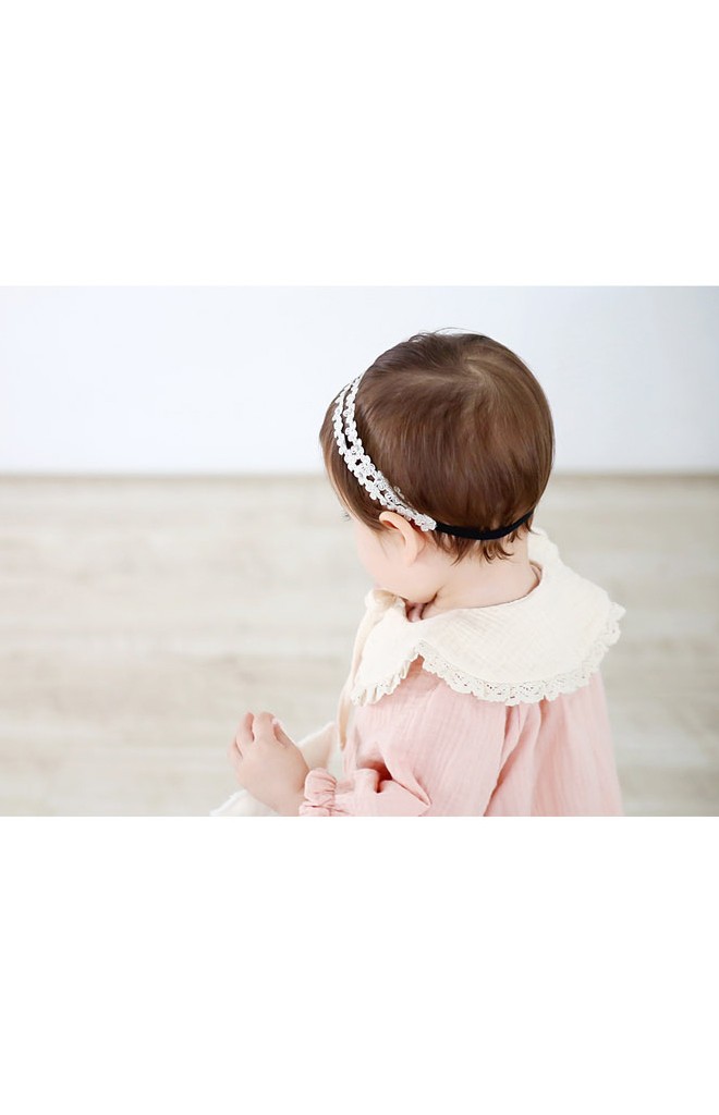 สายคาดผมลูกไม้ 2 เส้นคู่ ด้านหลังสายยืดสีดำ