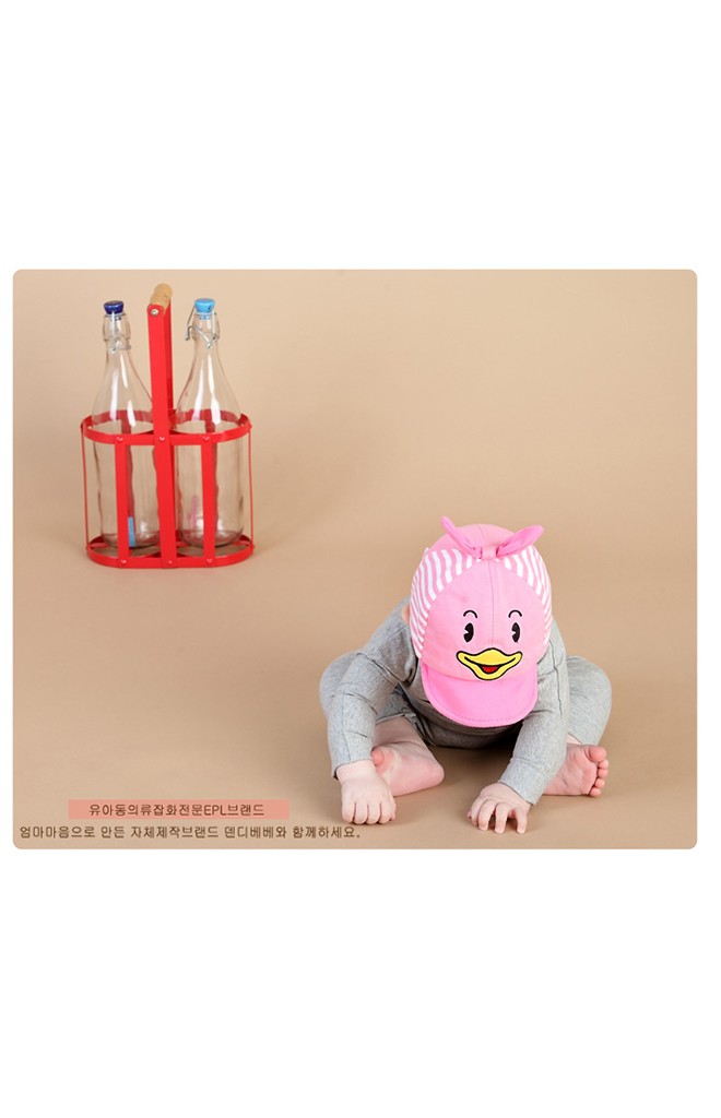 หมวกแก๊ปเป็ดน้อย ด้านบนผูกโบว์ จาก KUKUJI