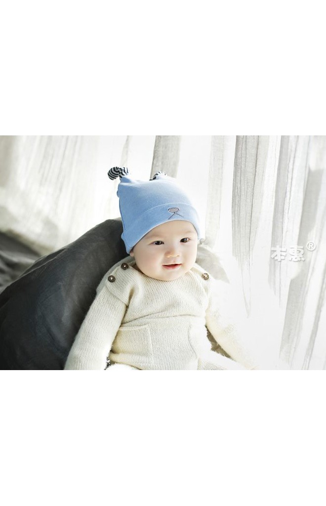 หมวกบีนนี่สีหน้าหน้ากระต่าย หูยาวลายขวาง