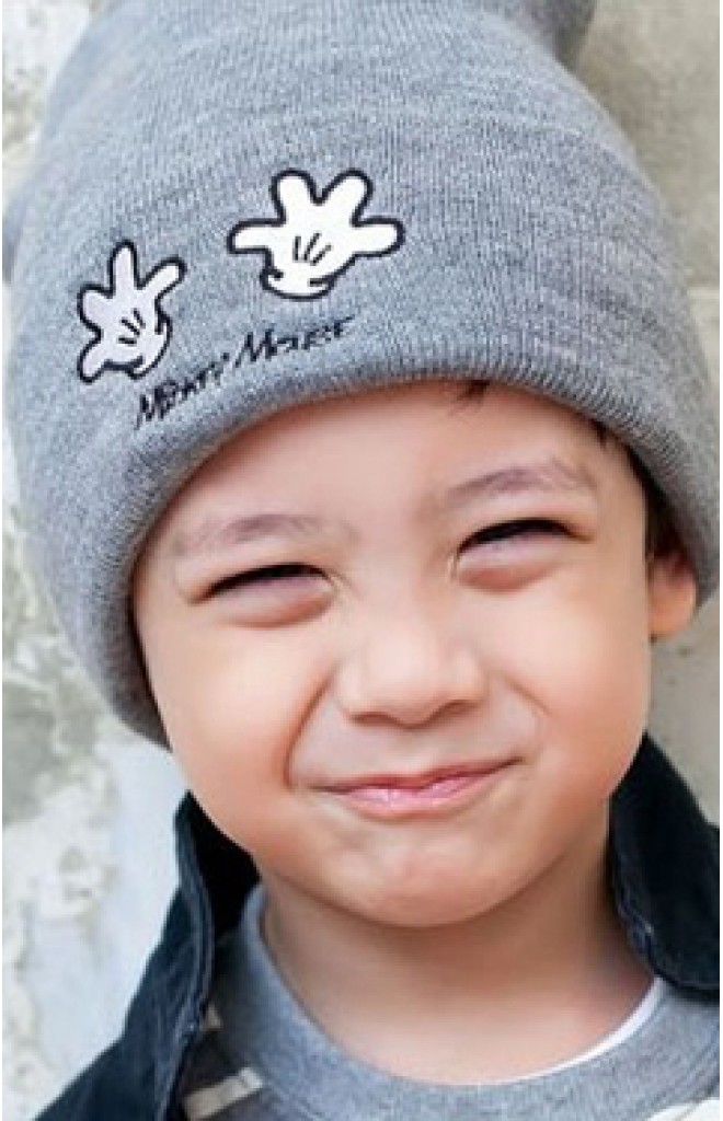หมวกบีนนี่เด็กพับขอบปักรูปมือ Mickey Mouse หมวกบีนนี่เด็กพับขอบปักรูปมือ Mickey Mouse