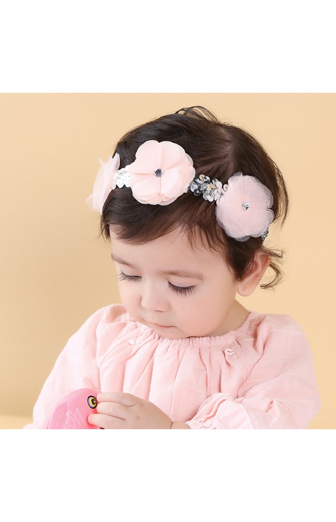 สายคาดผมดอกไม้ 3 ดอก สายแต่งเลื่อมเกล็ดปลา จาก Angel Neitiri