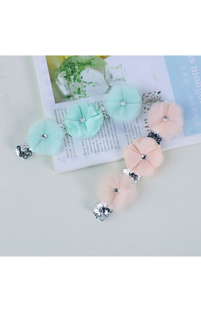 สายคาดผมดอกไม้ 3 ดอก สายแต่งเลื่อมเกล็ดปลา จาก Angel Neitiri