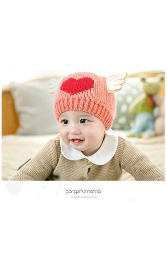 หมวกไหมพรม Angel ด้านหน้ารูปหัวใจ จาก GZMM