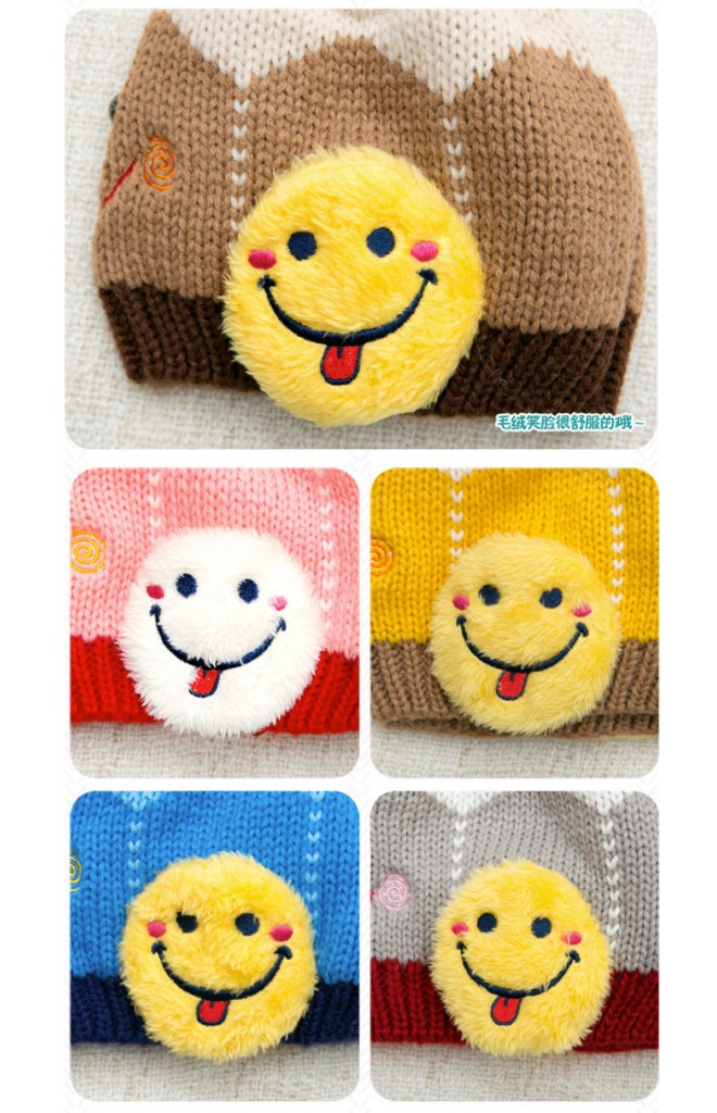 เซ็ตหมวกไหมพรมหุ่นยนต์การ์ตูนยิ้มมาพร้อมผ้าพันคอ