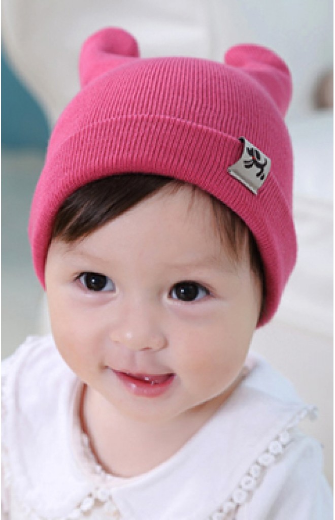 หมวกบีนนี่มีเขาพับขอบ แต่งป้ายเจ้าตูบ หมวกบีนนี่มีเขาพับขอบ แต่งป้ายเจ้าตูบ