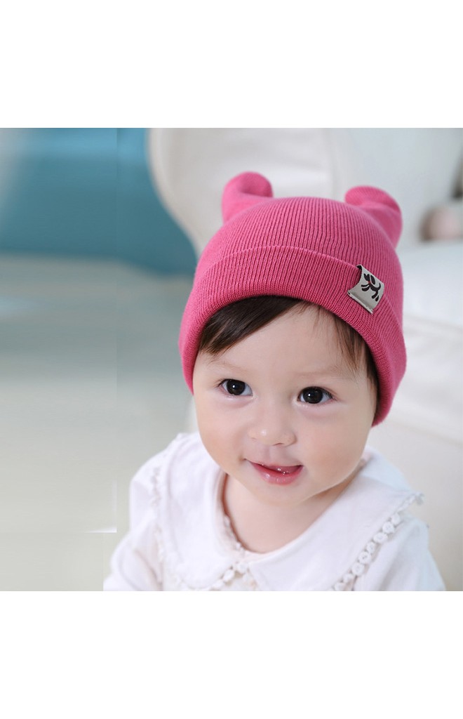 หมวกบีนนี่มีเขาพับขอบ แต่งป้ายเจ้าตูบ