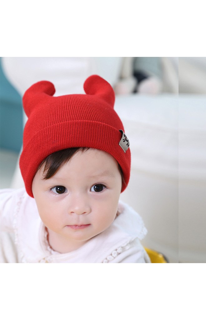 หมวกบีนนี่มีเขาพับขอบ แต่งป้ายเจ้าตูบ