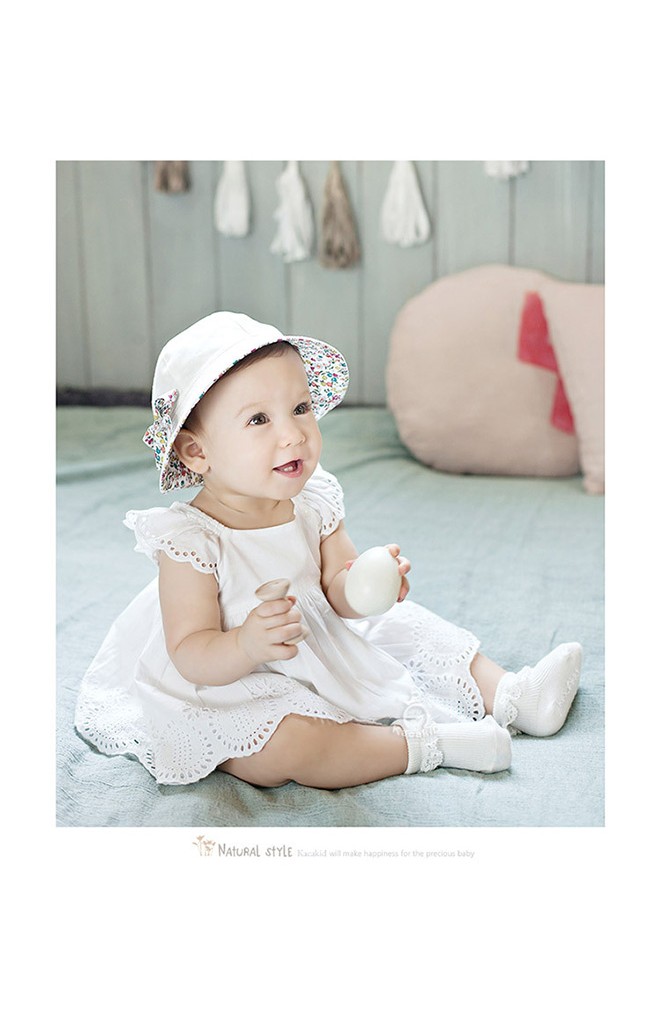 ถุงเท้าเด็กแต่งขอบระบายลูกไม้ มีกันลื่น kacakid