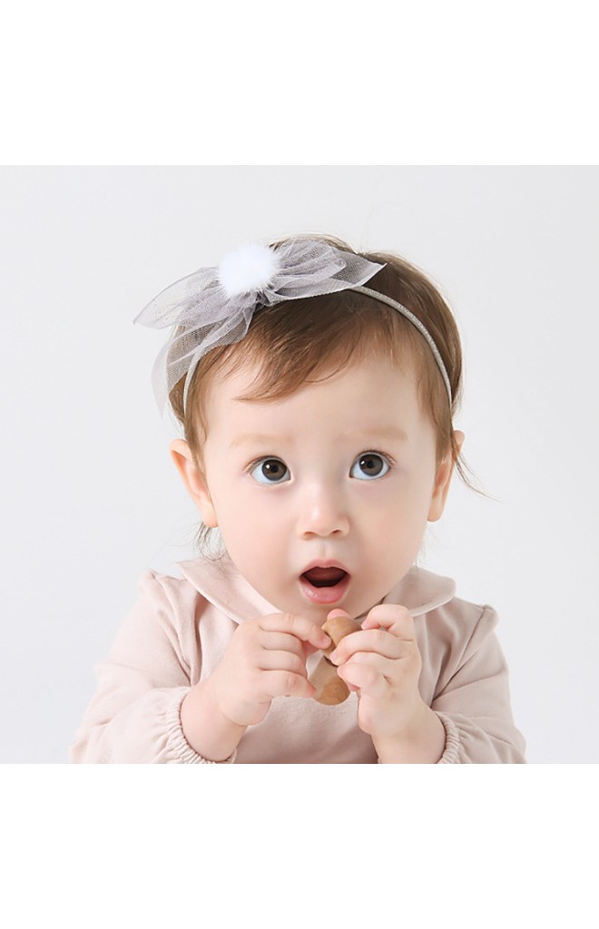 สายคาดผมสาวโบว์โบว์ผ้าโปร่งแต่งปอมปอมฟู Angel Netiri