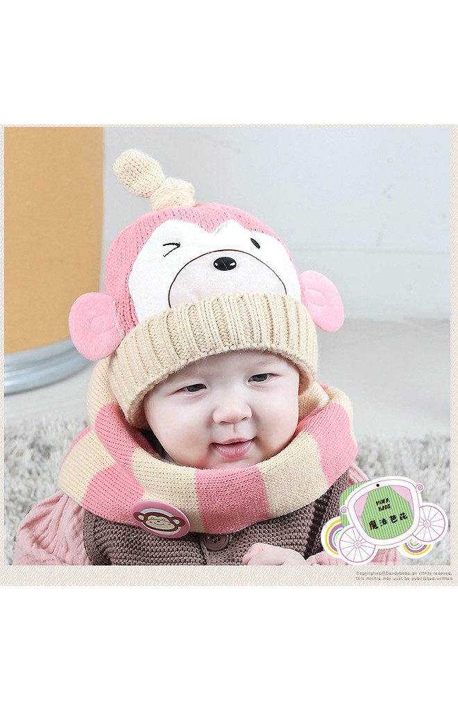 เซ็ตหมวกไหมพรมลิงจ๋อมาพร้อมผ้าสวมคอลายเข้าชุดกัน mofababi