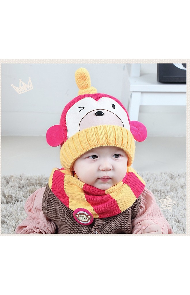 เซ็ตหมวกไหมพรมลิงจ๋อมาพร้อมผ้าสวมคอลายเข้าชุดกัน mofababi
