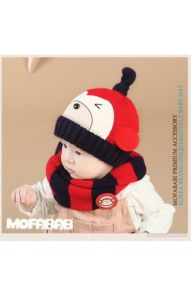 เซ็ตหมวกไหมพรมลิงจ๋อมาพร้อมผ้าสวมคอลายเข้าชุดกัน mofababi