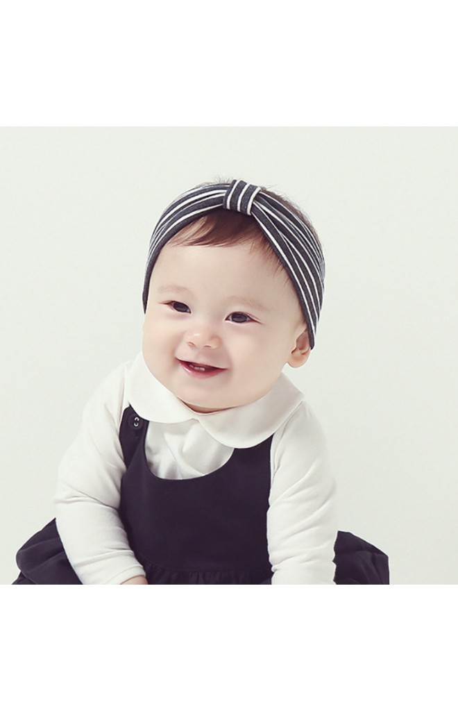 แถบผ้าคาดผมลายทางรูปโบว์สีเทาเข้ม Angel Netiri