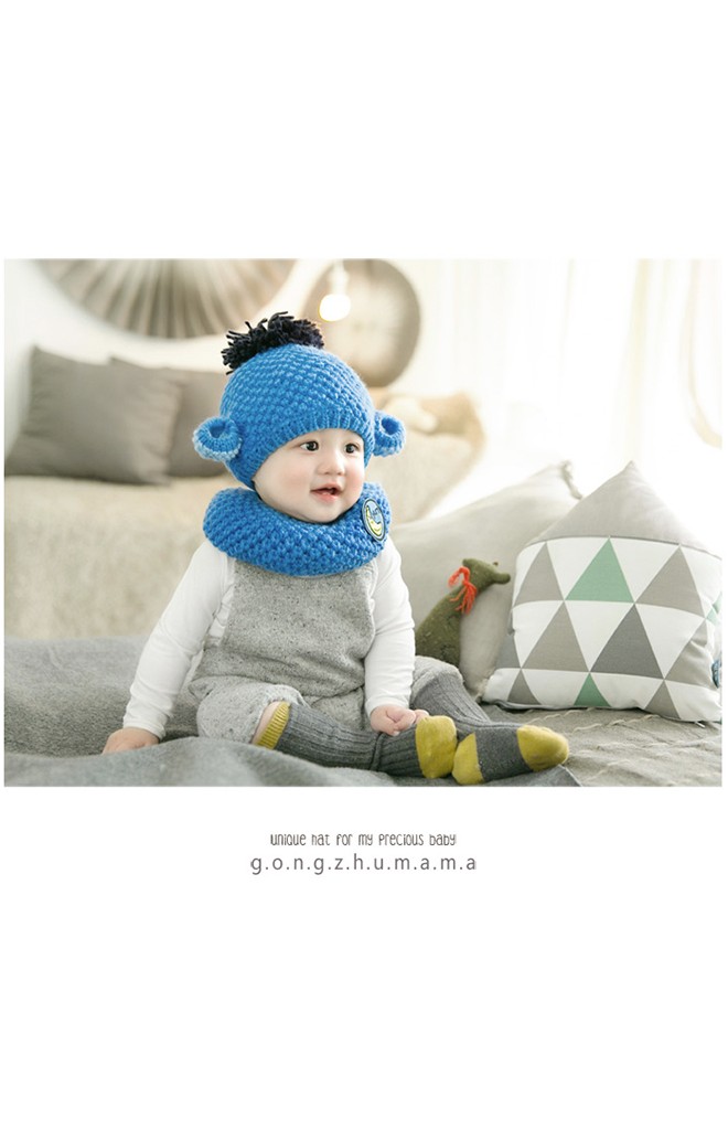 เซ็ตหมวกไหมพรมลิงแต่งหูกลมมาพร้อมผ้าสวมคอ จาก GZMM