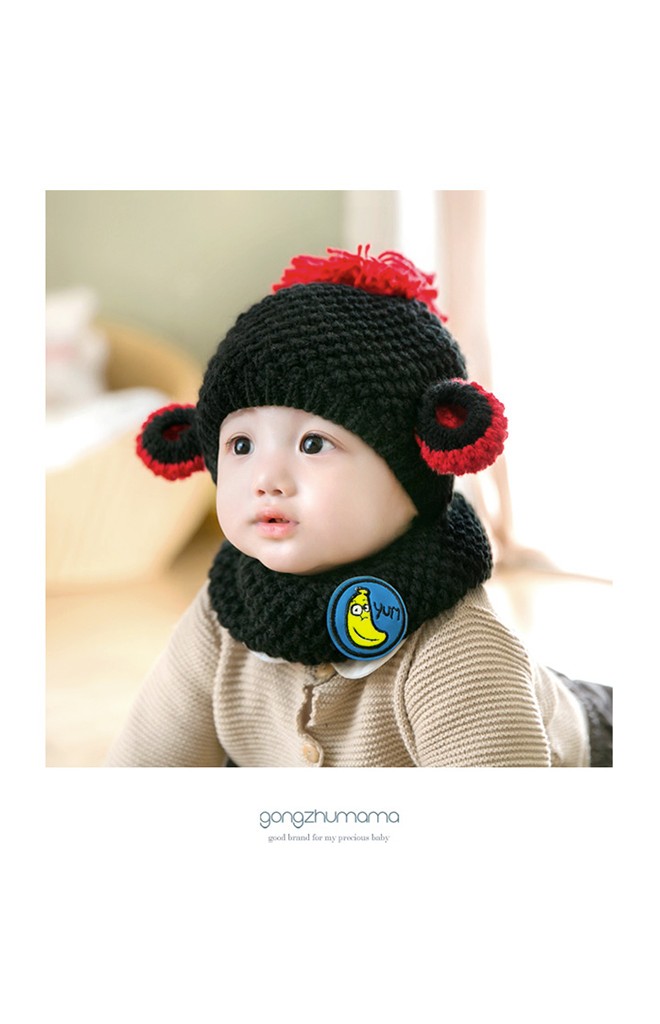 เซ็ตหมวกไหมพรมลิงแต่งหูกลมมาพร้อมผ้าสวมคอ จาก GZMM