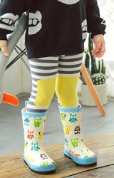 ถุงน่องเด็กกันหนาวลายขวางตัดด้วยสีสดช่วงเข่าและเท้า
