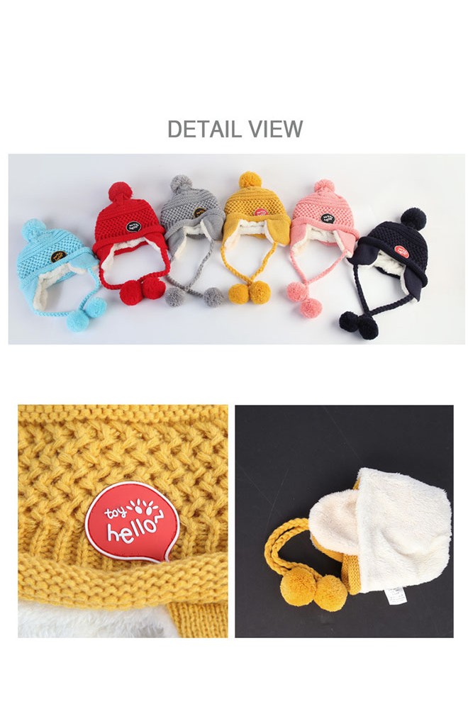 หมวกไหมพรมแต่งอักษร toy hello ด้านข้างปิดหูช่วยกันหนาว