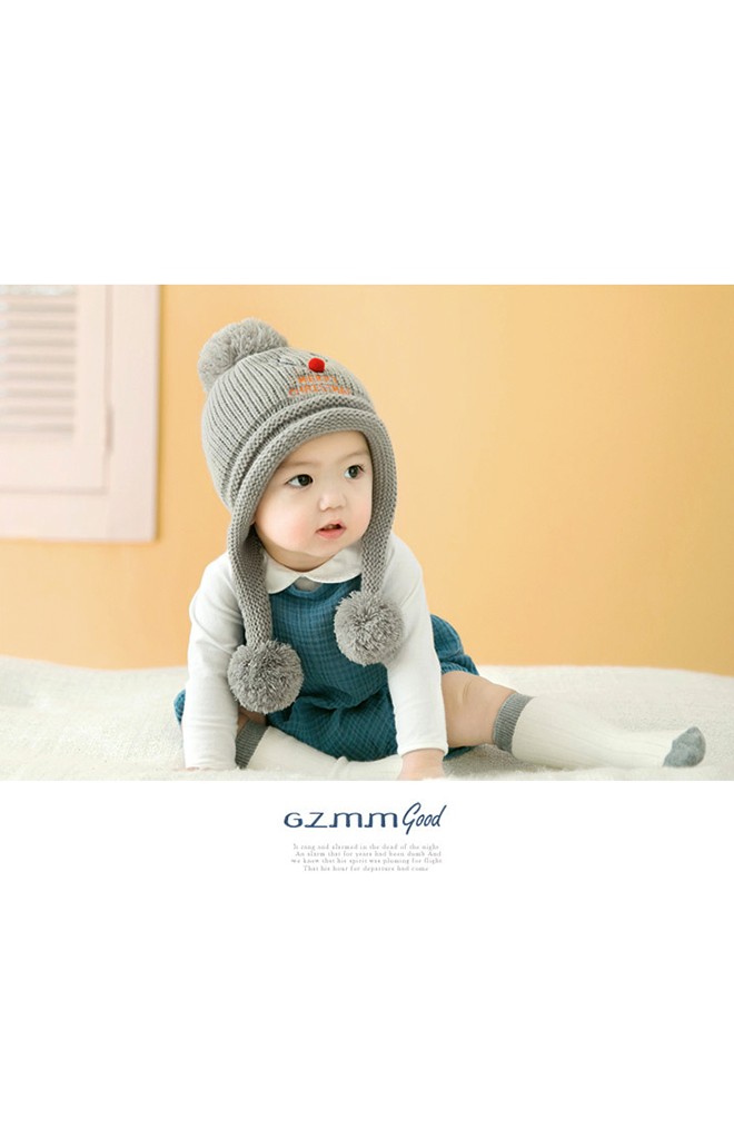 หมวกไหมพรมมีซับใน ปักเขากวางเรนเดียร์และอักษร MERRY CHRISTMAS