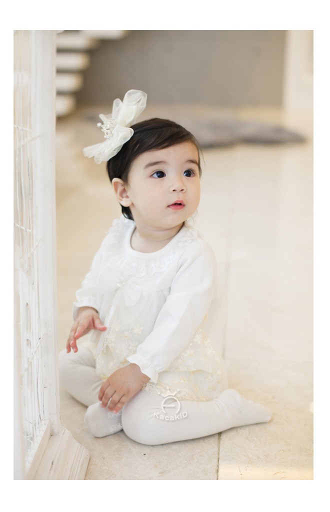 ถุงน่องเด็กกันหนาว ด้านหลังแต่งระบาย 3 แถว Kacakid