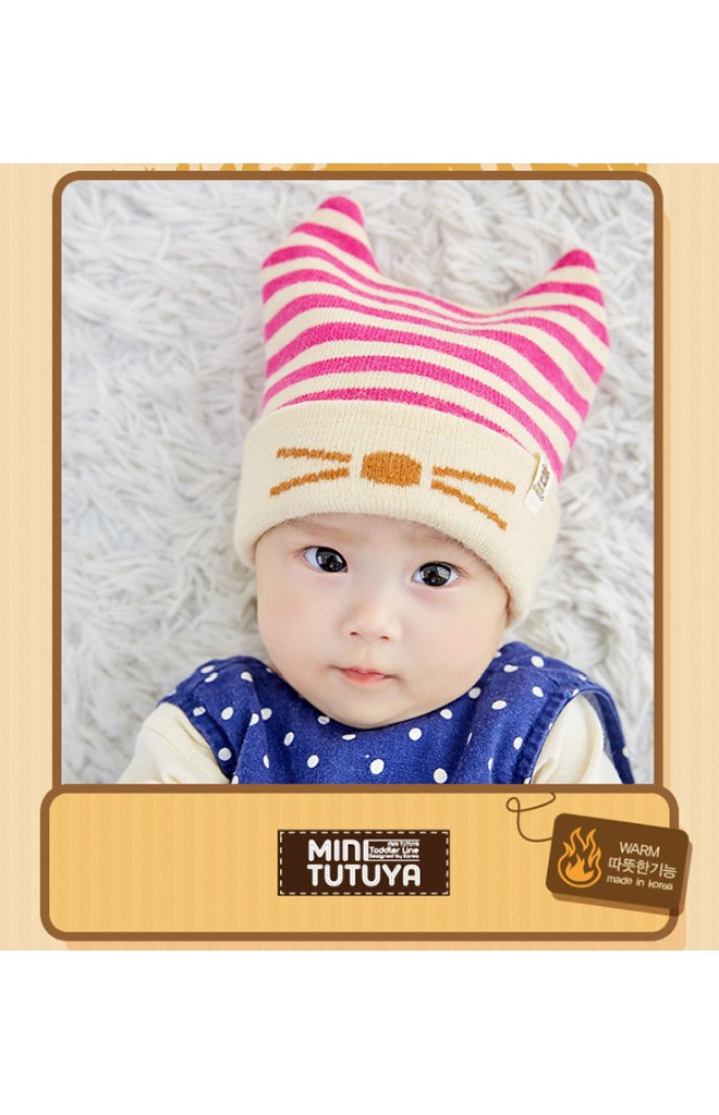 หมวกบีนนี่ลายขวางพับขอบหน้าแมว จาก TUTUYA
