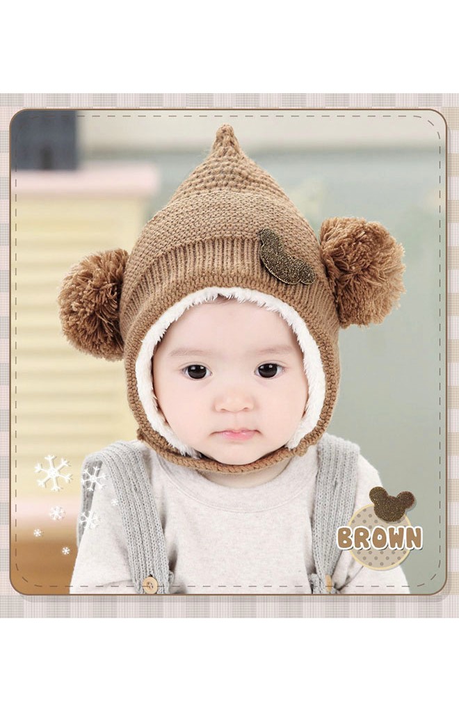 หมวกไหมพรมยอดแหลมแต่งรูปมิกกี้ มีสายคล้องใต้คาง