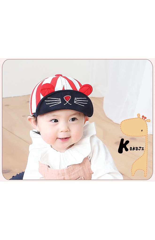 หมวกแก๊ปกระต่าย ตัวหมวกลายทาง จาก KUKUJI