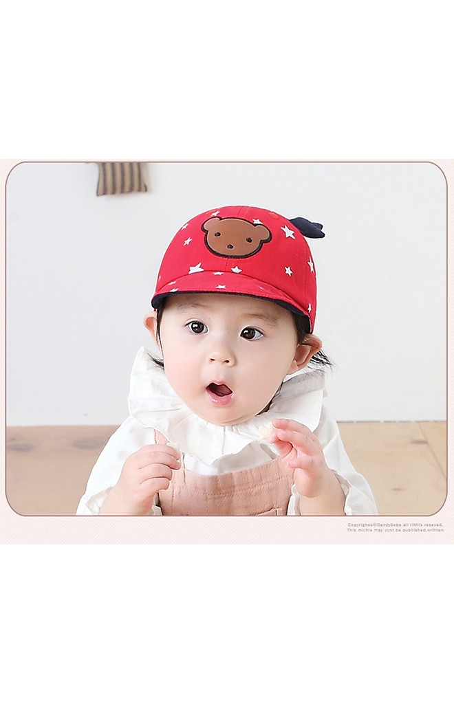 หมวกแก๊ปลายดาวแต่งหน้าหมีน้อย จาก KUKUJI