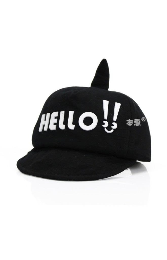 หมวกแก๊ปเด็กยอดแหลม แต่งอักษร HELLO!!