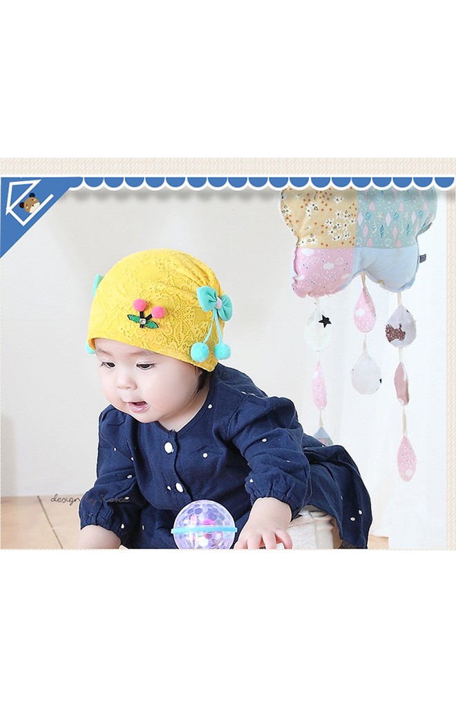 หมวกสาวน้อยผ้าลูกไม้ด้านหน้าแต่งเชอรี่ โบว์ข้างสีเขียว