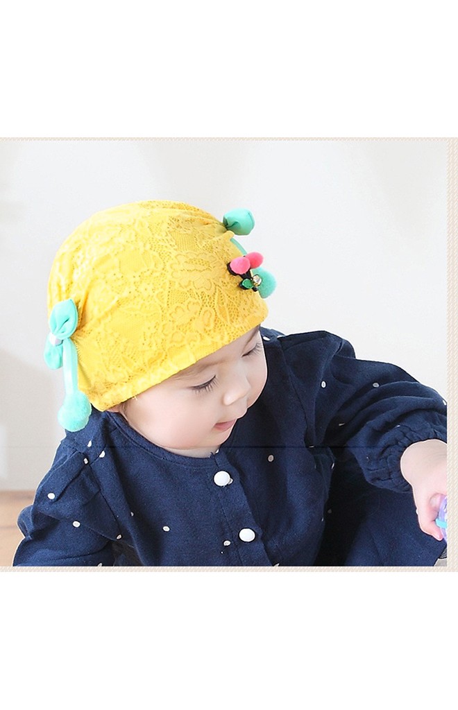หมวกสาวน้อยผ้าลูกไม้ด้านหน้าแต่งเชอรี่ โบว์ข้างสีเขียว