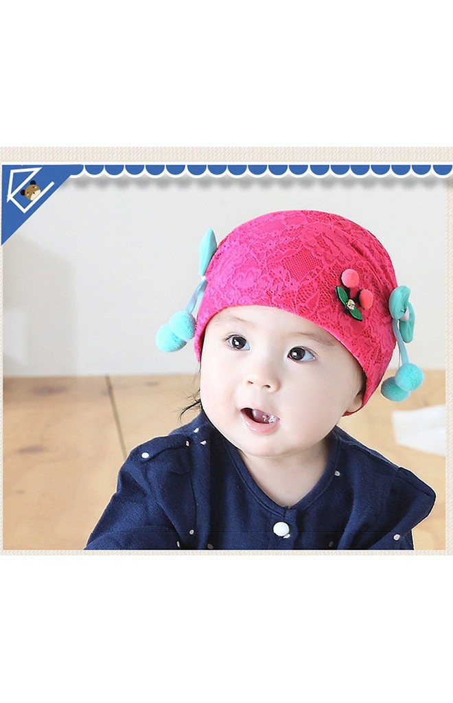 หมวกสาวน้อยผ้าลูกไม้ด้านหน้าแต่งเชอรี่ โบว์ข้างสีเขียว