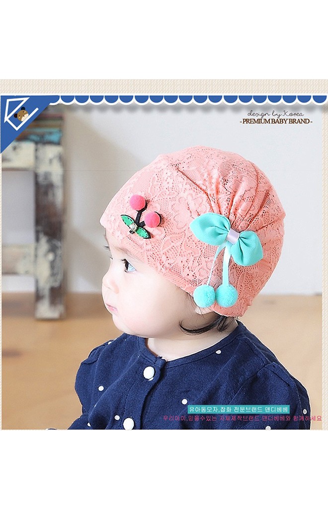 หมวกสาวน้อยผ้าลูกไม้ด้านหน้าแต่งเชอรี่ โบว์ข้างสีเขียว
