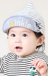 หมวกแก๊ปยอดแหลมแต่งรูปเครื่องบิน ปัก Twinkle