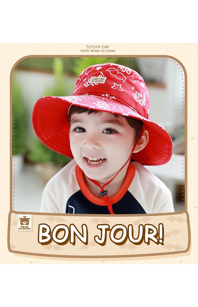 หมวกเด็กปีกกว้างสกรีนลายอักษร BON JOUR จาก TUTUYA