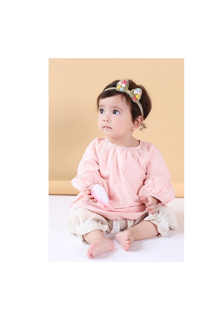 สายคาดโบว์ตาข่ายด้านในเป็นลูกบอลสีสดใส