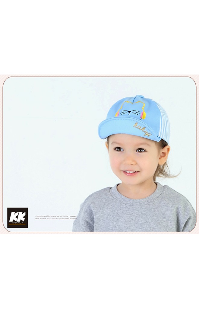 หมวกแก๊ปเด็กปักรูปแมวฟังเพลง ด้านหลังลายทาง KUKUJI