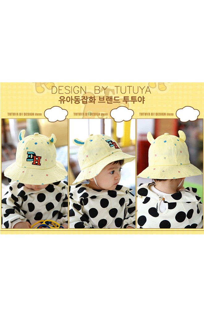 หมวก Bucket ปักอักษร DH แต่งหู จาก TUTUYA