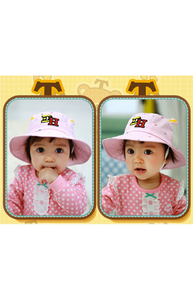 หมวก Bucket ปักอักษร DH แต่งหู จาก TUTUYA