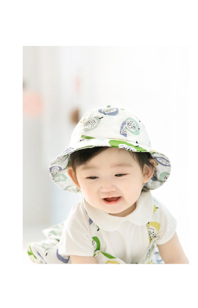 หมวกปีกรอบกันแดดลายผลไม้ จาก GZMM