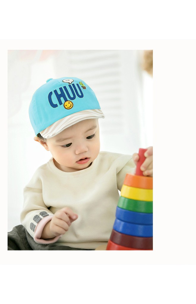 หมวกแก๊ปแต่งอักษร CHUU จาก GZMM
