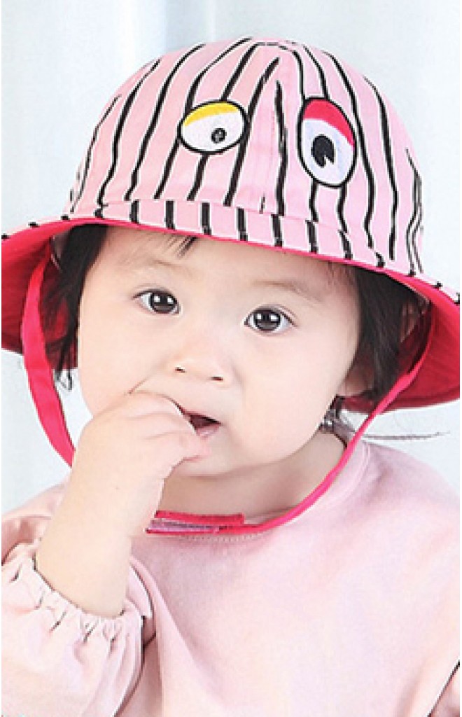 หมวกเด็กปีกรอบลายทาง ปักตาโต จาก TIANYI BEAR หมวกเด็กปีกรอบลายทาง ปักตาโต จาก TIANYI BEAR