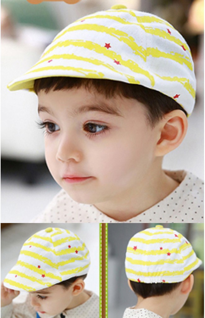 หมวกแฟล็ตแค็ป Flat Cap สีเหลืองลายขวาง รูปดาวแดงเล็กๆ TUTUYA หมวกแฟล็ตแค็ป Flat Cap สีเหลืองลายขวาง รูปดาวแดงเล็กๆ TUTUYA