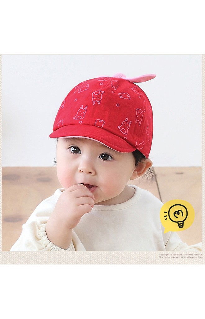 หมวกแก๊ปลายกระต่ายด้านบนแต่งโบว์ผูก จาก TIANYI BEAR