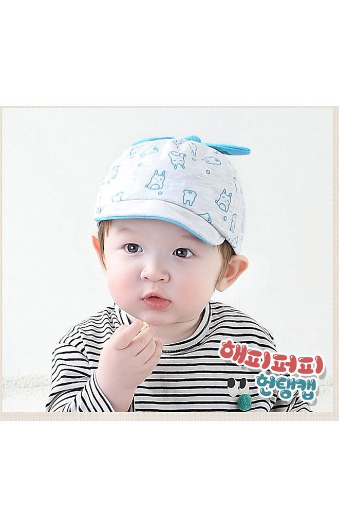 หมวกแก๊ปลายกระต่ายด้านบนแต่งโบว์ผูก จาก TIANYI BEAR