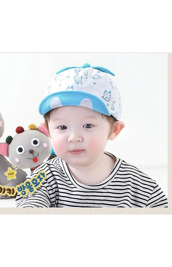 หมวกแก๊ปลายกระต่ายด้านบนแต่งโบว์ผูก จาก TIANYI BEAR