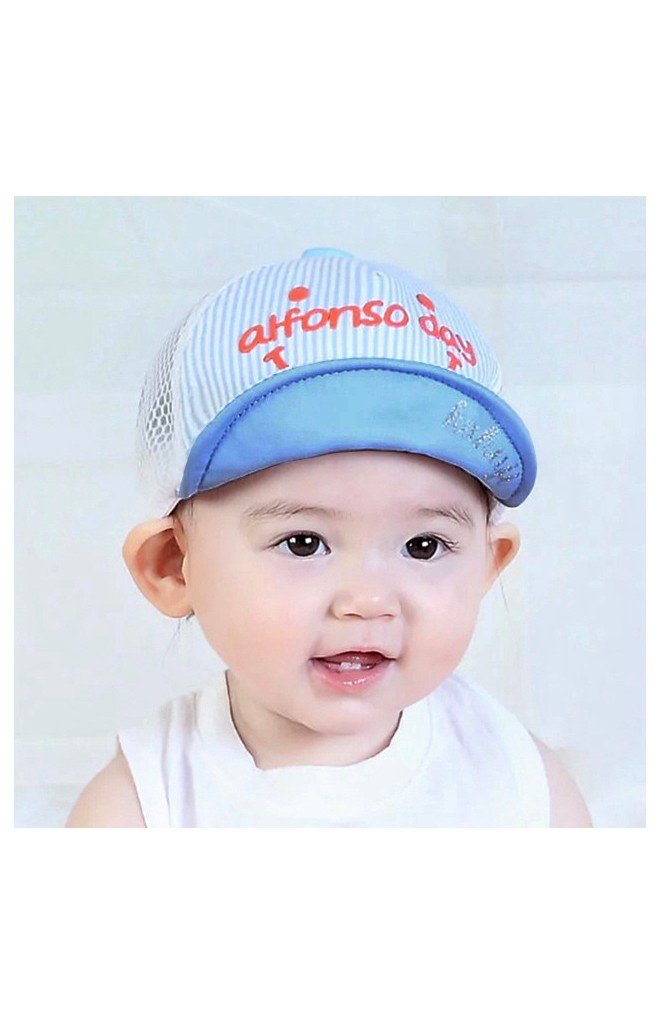 หมวกแก๊ปลายทางสกรีนยิ้ม alfonso day จาก KUKUJI