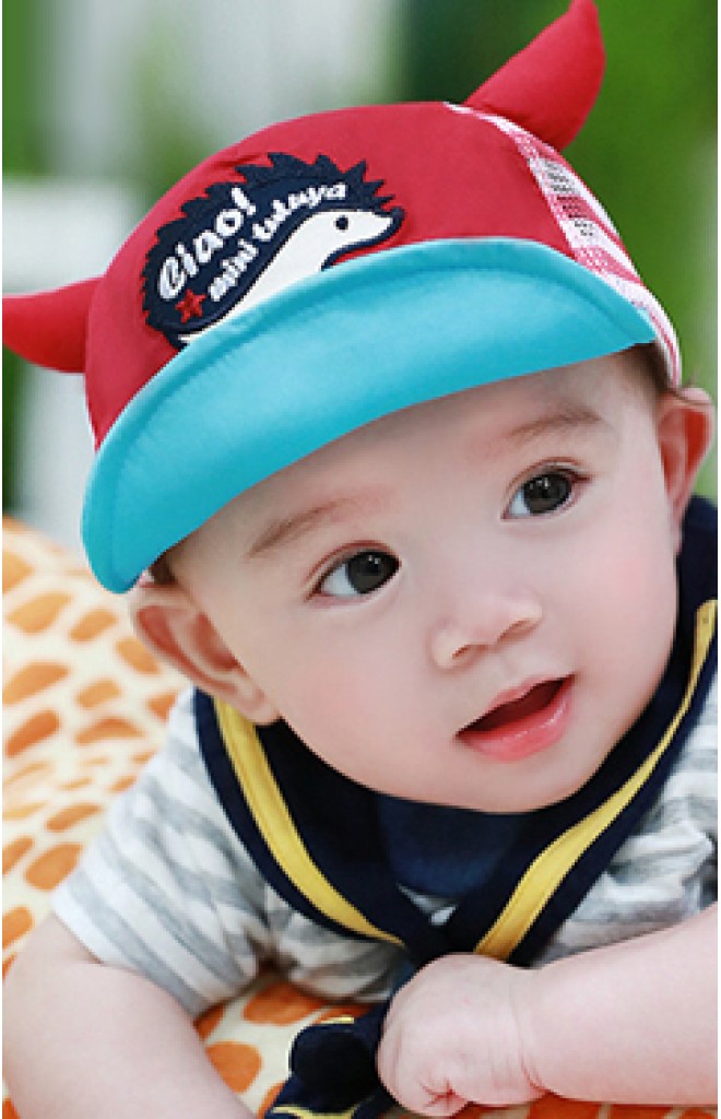 หมวกแก๊ปเด็กปักลายเม่นน้อยน่ารัก ด้านหลังผ้าตาข่าย TUTUYA หมวกแก๊ปเด็กปักลายเม่นน้อยน่ารัก ด้านหลังผ้าตาข่าย TUTUYA