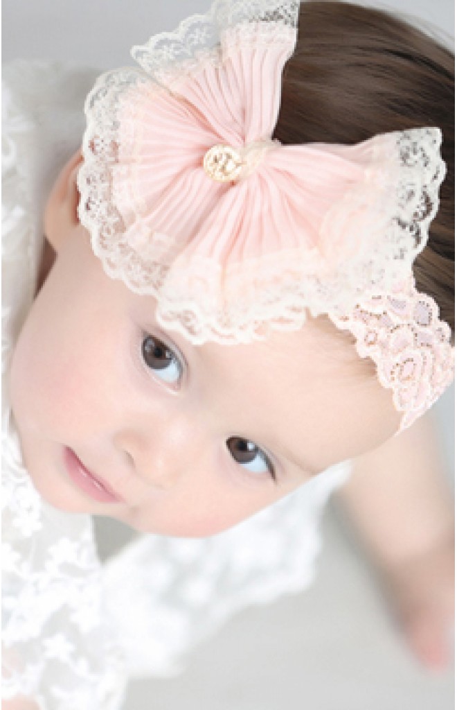 สายคาดผมโบว์ผ้าพลีทแต่งขอบลูกไม้หวาน สายคาดลูกไม้ยืด Angel Neitiri สายคาดผมโบว์ผ้าพลีทแต่งขอบลูกไม้หวาน สายคาดลูกไม้ยืด Angel Neitiri