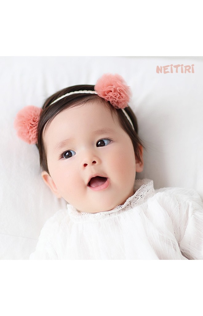 สายคาดผมแต่งปอมปอมผ้าตาข่าย จาก Angel Neitiri