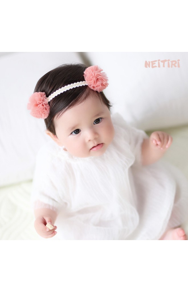 สายคาดผมแต่งปอมปอมผ้าตาข่าย จาก Angel Neitiri